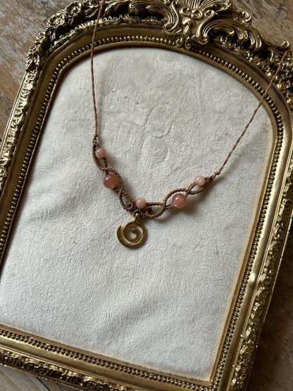 Collier ornement Éveil lunaire